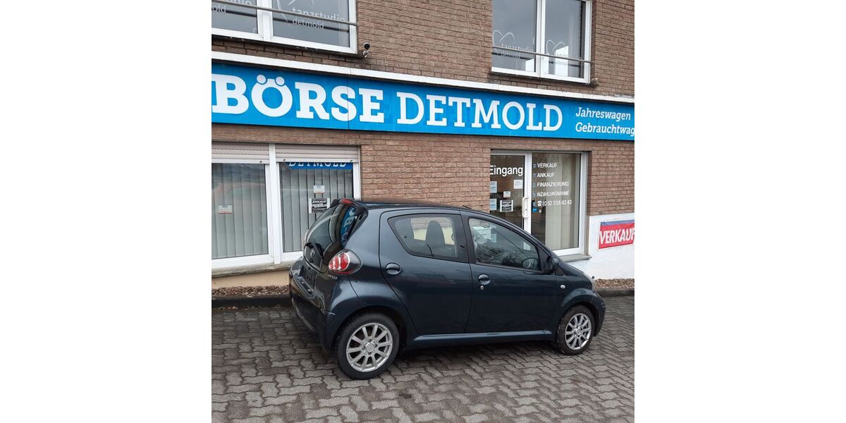 Toyota Aygo (X) 175.195 km 2.900 &euro; Detmold 32758