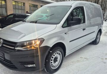 VW Caddy 74.000 km 8.990 &euro; Detmold 32756