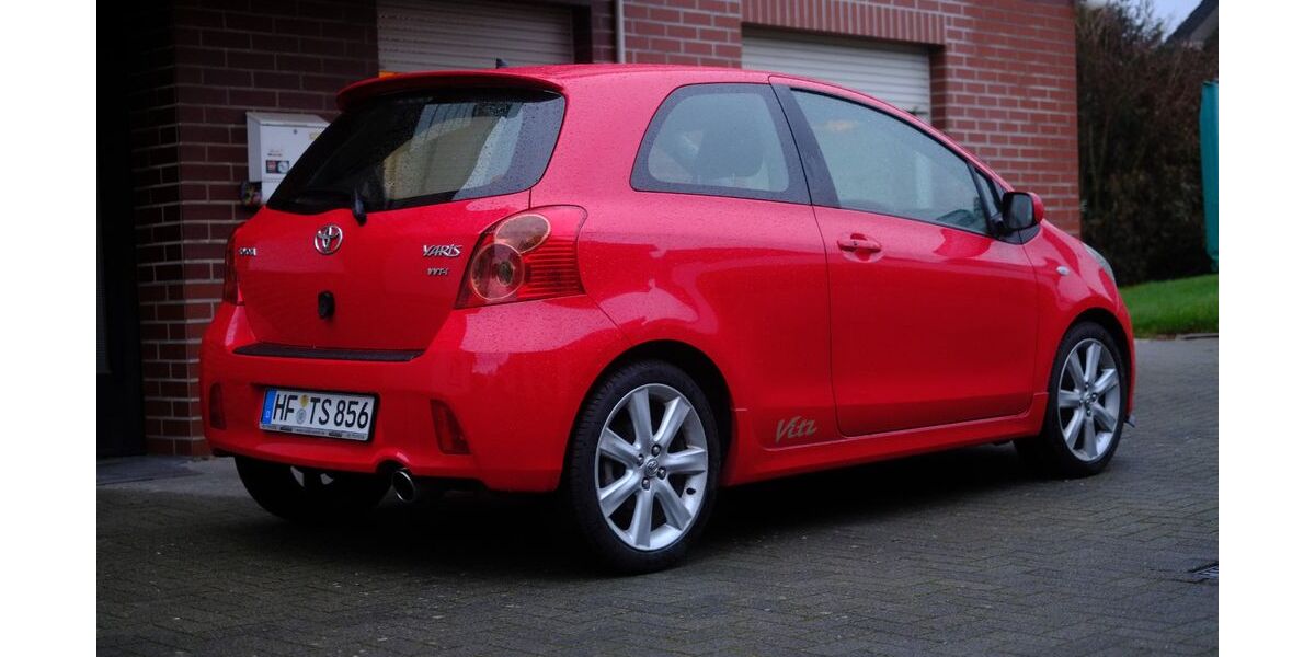 Toyota Yaris 189.000 km 4.350 &euro; Vlotho 32602