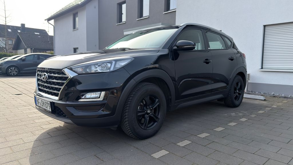 Hyundai TUCSON 33.000 km 17.000 &euro; Bielefeld 33619