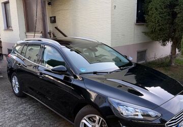 Ford Focus 49.000 km 12.000 &euro; Herford 32052