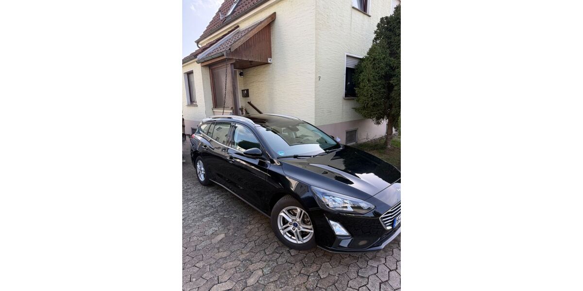 Ford Focus 49.000 km 12.000 &euro; Herford 32052