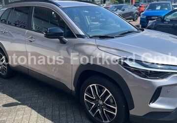 Toyota Corolla Cross 4.850 km 38.490 &euro; Bielefeld 33689