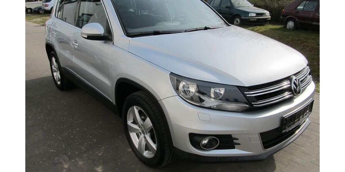 VW Tiguan 77.529 km 9.999 &euro; Bad Oeynhausen 32549