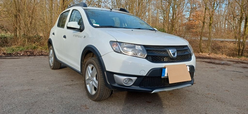 Dacia Sandero 160.670 km 4.350 &euro; Melle 49324
