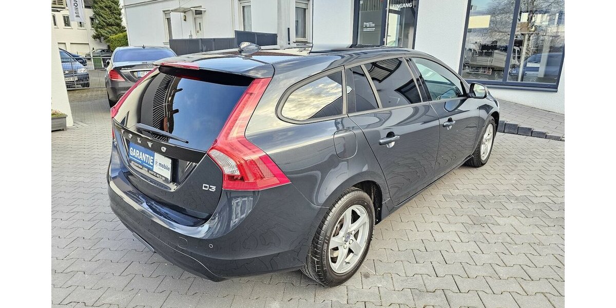 Volvo V60 D3 Linje Business NAVI AHK AUS 2.HAND 243.840 km 9.990 &euro; Löhne 32584