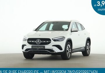 Mercedes-Benz GLA 180 9.164 km 36.980 &euro; Bielefeld 33609