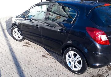 Opel Corsa 90.798 km 4.700 &euro; Löhne 32584