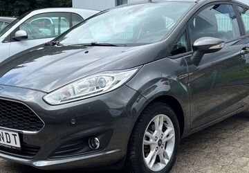 Ford Fiesta 96.743 km 8.890 &euro; Steinhagen 33803