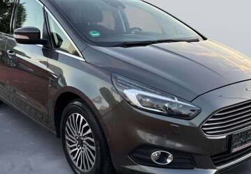 Ford S-Max 106.000 km 18.490 &euro; Bielefeld 33609
