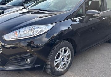 Ford Fiesta 145.200 km 4.690 &euro; Detmold 32758