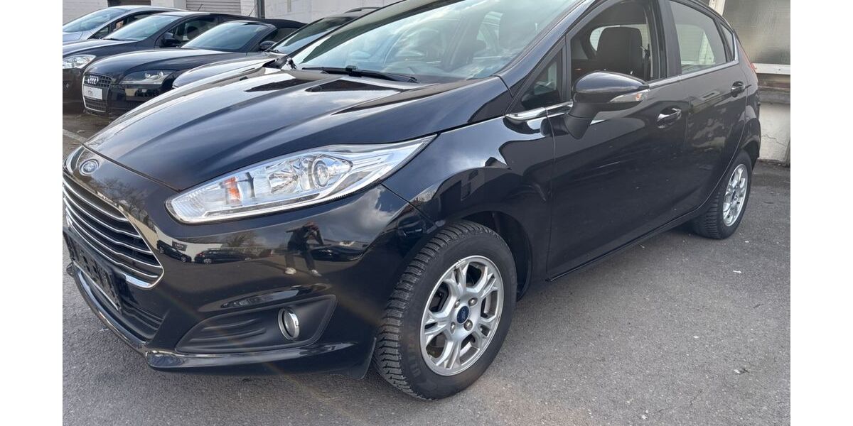 Ford Fiesta 145.200 km 4.690 &euro; Detmold 32758