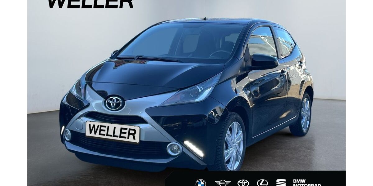 Toyota Aygo (X) 95.500 km 9.480 &euro; Herford 32049