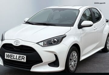 Toyota Yaris 11.201 km 22.990 &euro; Bielefeld 33609