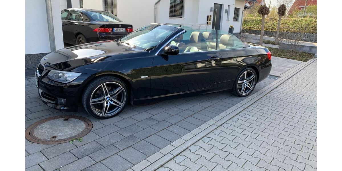 BMW 320 124.700 km 12.199 &euro; Rheda-Wiedenbrück 33378