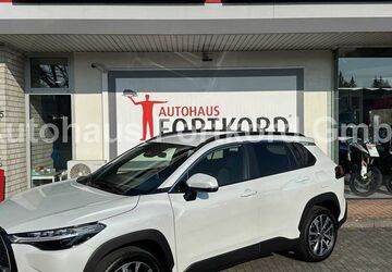 Toyota Corolla Cross 9.980 km 32.980 &euro; Bielefeld 33689