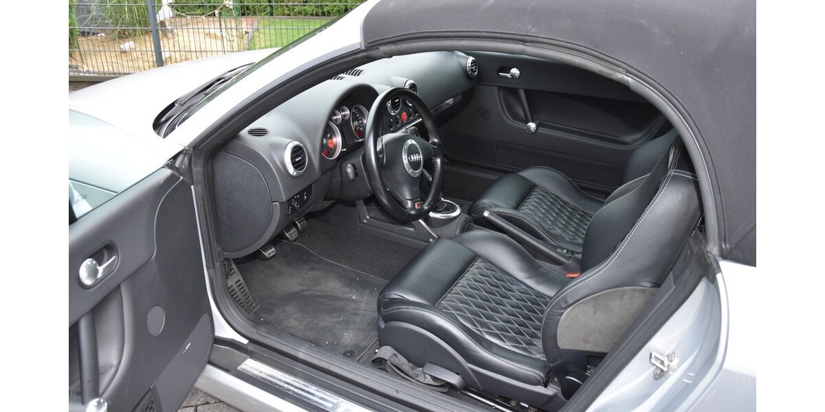 Audi TT 16.900 km 19.900 &euro; Bielefeld 33602