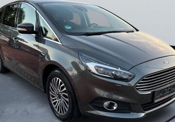 Ford S-Max 106.000 km 18.490 &euro; Bielefeld 33609