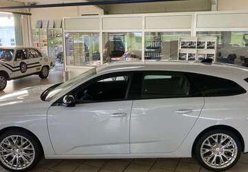 Peugeot 308 2.000 km 26.900 &euro; Lemgo 32657