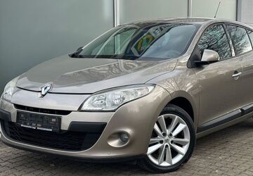 Renault Megane 229.500 km 2.400 &euro; Lage 32791