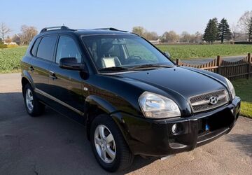 Hyundai TUCSON 163.000 km 3.990 &euro; Leopoldshöhe 33818