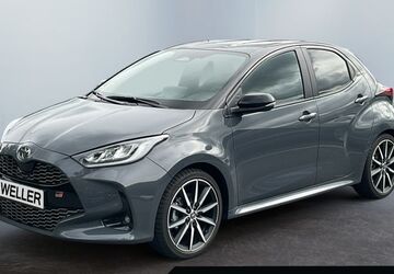 Toyota Yaris 4.400 km 27.880 &euro; Gütersloh 33330