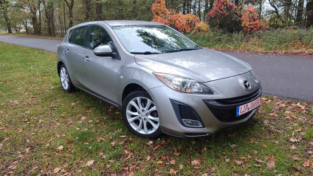Mazda 3 115.000 km 6.400 &euro; Augustdorf 32832
