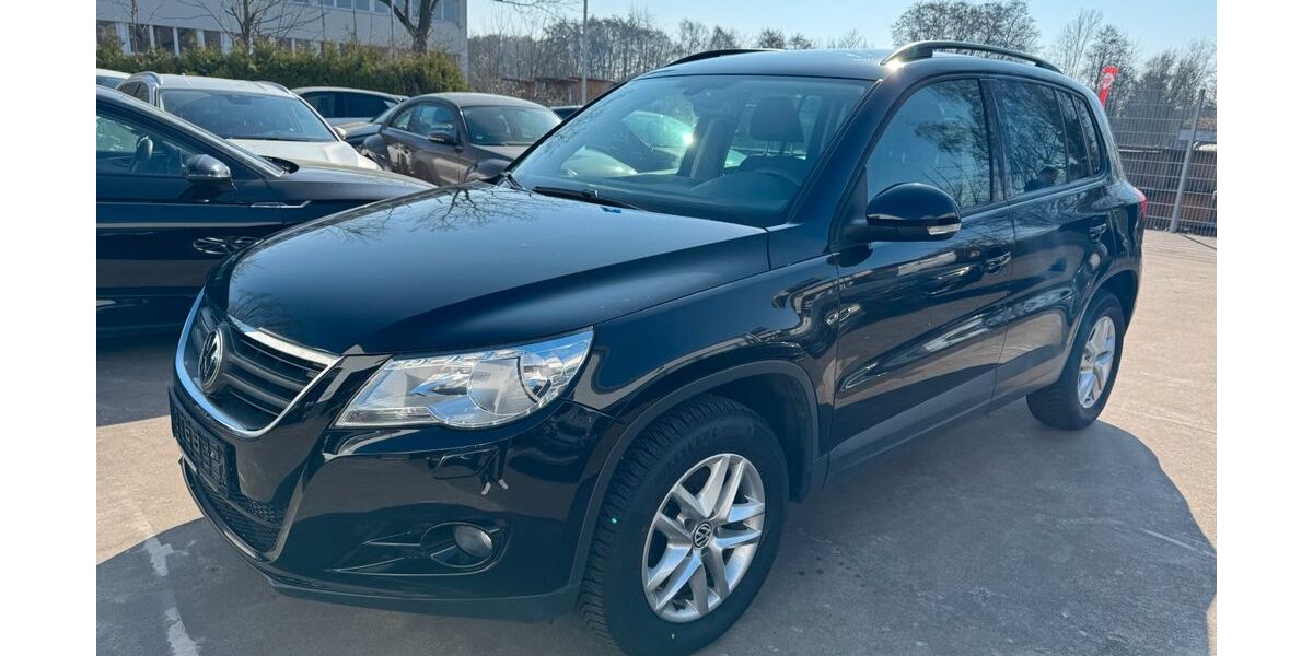 VW Tiguan 157.000 km 5.950 &euro; Detmold 32758