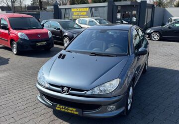 Peugeot 206 114.000 km 5.500 &euro; Bielefeld 33649