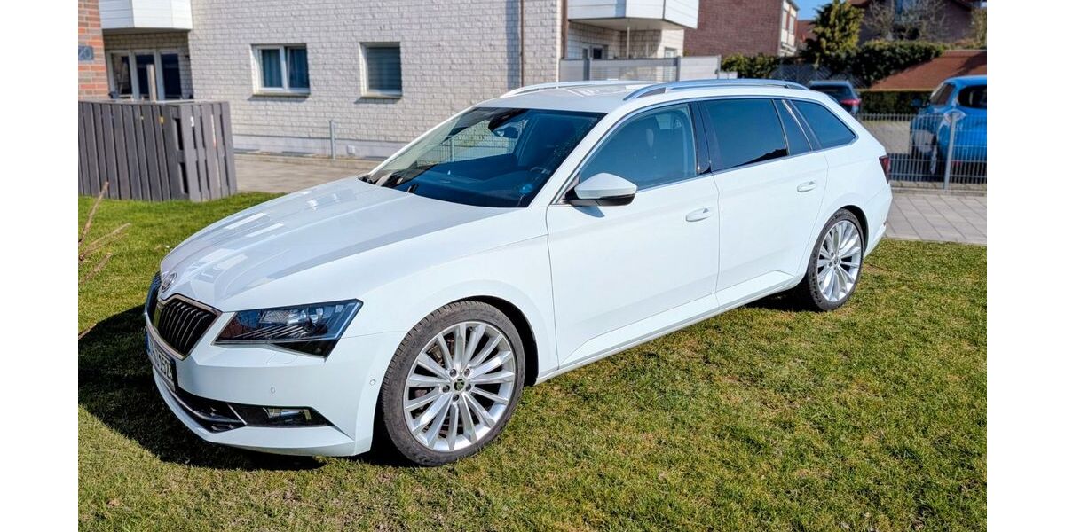Skoda Superb 134.000 km 18.600 &euro; Detmold 32756