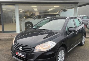 Suzuki (SX4) S-Cross 102.450 km 9.950 &euro; Melle 49324