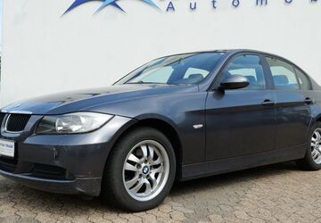 BMW 318 208.300 km 2.690 &euro; Bielefeld 33647