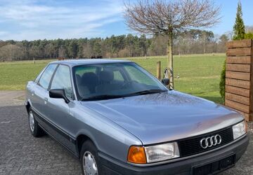Audi 80 172.000 km 1.600 &euro; Stukenbrock 33758