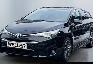 Toyota Avensis 118.320 km 16.590 &euro; Herford 32049