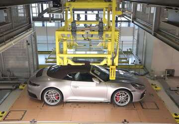 Porsche 992 26.500 km 145.900 &euro; Harsewinkel 33428