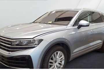 VW Touareg 25.627 km 54.690 &euro; Bielefeld 33689