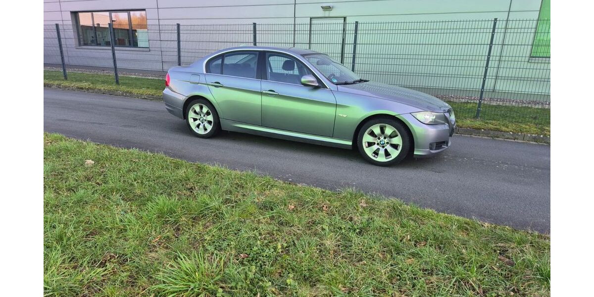 BMW 330 172.500 km 8.700 &euro; Lage 32791