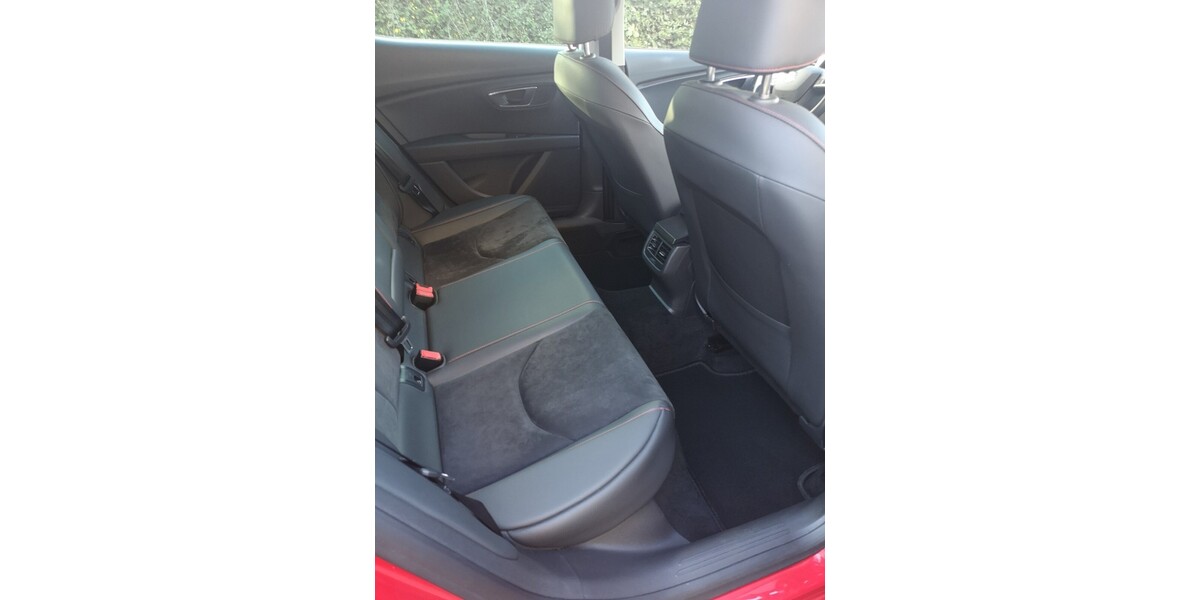 Seat Leon 97.100 km 14.800 &euro; Halle 33790