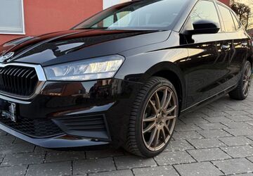 Skoda Fabia 40.224 km 16.270 &euro; Bünde 32257