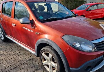 Dacia Sandero 110.000 km 4.700 &euro; Bielefeld 33609