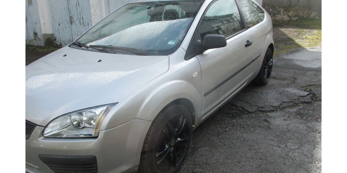 Ford Focus 161.000 km 600 &euro; Bielefeld 33699