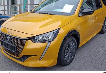 Peugeot 208 33.476 km 15.890 &euro; Bielefeld 33602