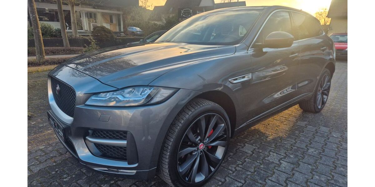 Jaguar F-Pace 149.000 km 19.900 &euro; Detmold 32756