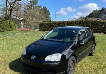 VW Golf 221.000 km 2.650 &euro; Schloß Holte 33758