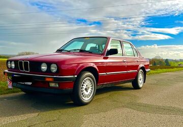 BMW 318 86.000 km 9.500 &euro; Bielefeld 33613