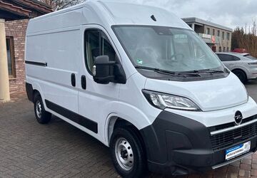 Opel Movano 15.600 km 25.950 &euro; Versmold 33775