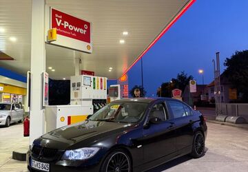BMW 320 194.600 km 8.000 &euro; Bielefeld 33602