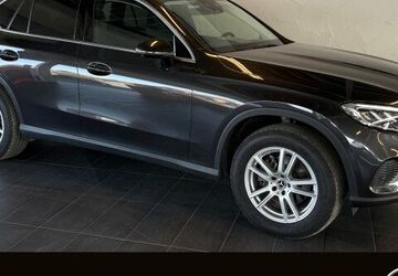 Mercedes-Benz GLC 220 36.687 km 49.950 &euro; Halle 33790