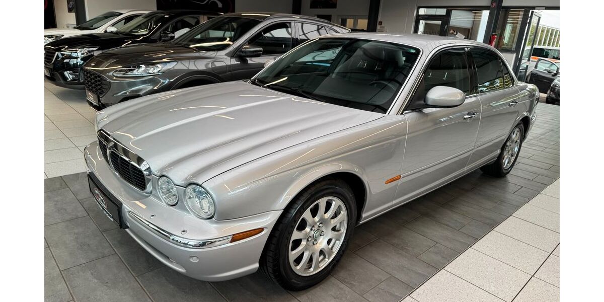Jaguar XJ 141.000 km 11.900 &euro; Detmold 32758