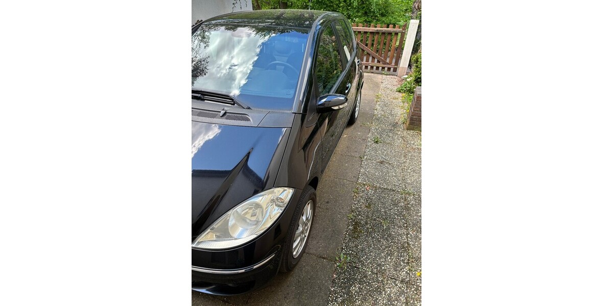 Mercedes-Benz A 150 143.409 km 4.000 &euro; Bielefeld 33602